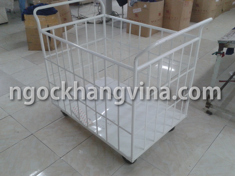 Xe đẩy hàng